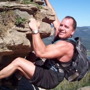 Meet your Posher, Posh